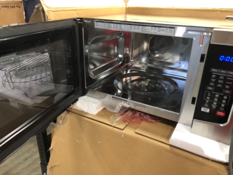 Photo 4 of Toshiba L Series Countertop Microwave Oven with Convection, 1.5 Cu.ft, Stainless Steel, MN EC042A5C-SS,, 1000 watt