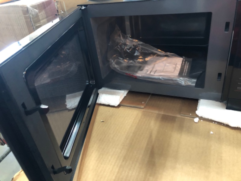 Photo 4 of 1.1 cu. ft. Countertop Microwave in Black with Gray Cavity
