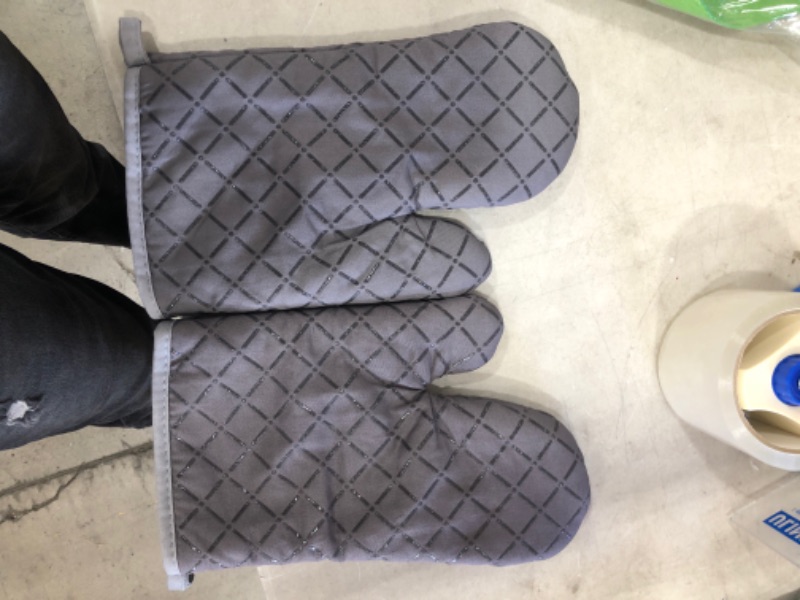 Photo 2 of 3 Pairs Oven Mitts with Silicone Liner Non-Slip Textured Grip