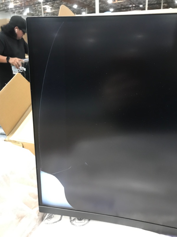 Photo 1 of CORNER OF SCREEN IS DAMAGED*
Dell Curved Gaming Monitor 27 Inch Curved Monitor with 165Hz Refresh Rate, QHD (2560 x 1440) Display, Black - S2722DGM
