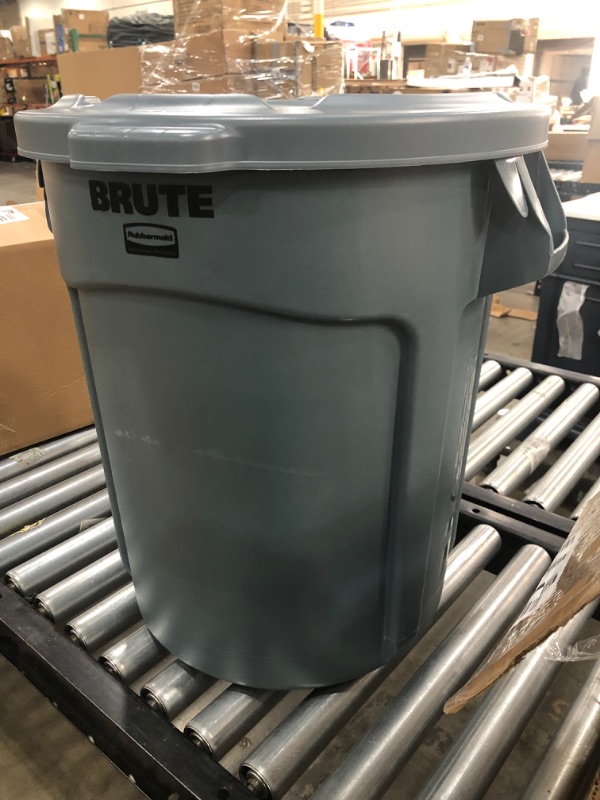 Photo 2 of Rubbermaid Commercial Products - BRUTE 20 Gal. Round Vented Trash Can with Lid