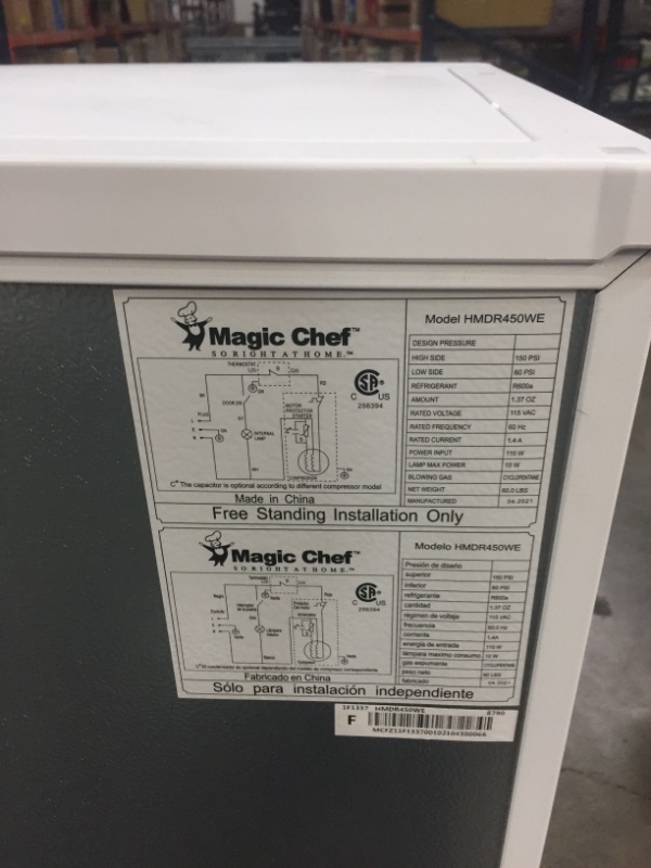 Photo 5 of Magic Chef
4.5 cu. ft. 2 Door Mini Fridge in White with Freezer