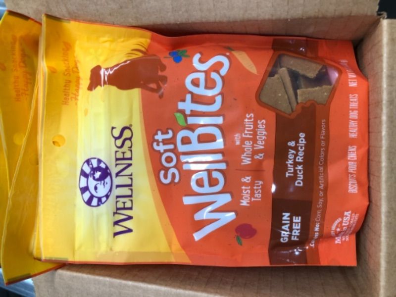 Photo 1 of **EXPIRATION DATE:02/22/2022** (8 BAGS PER BOX)
Wellness WellBars Natural Grain Free Crunchy Dog Treat Bisc