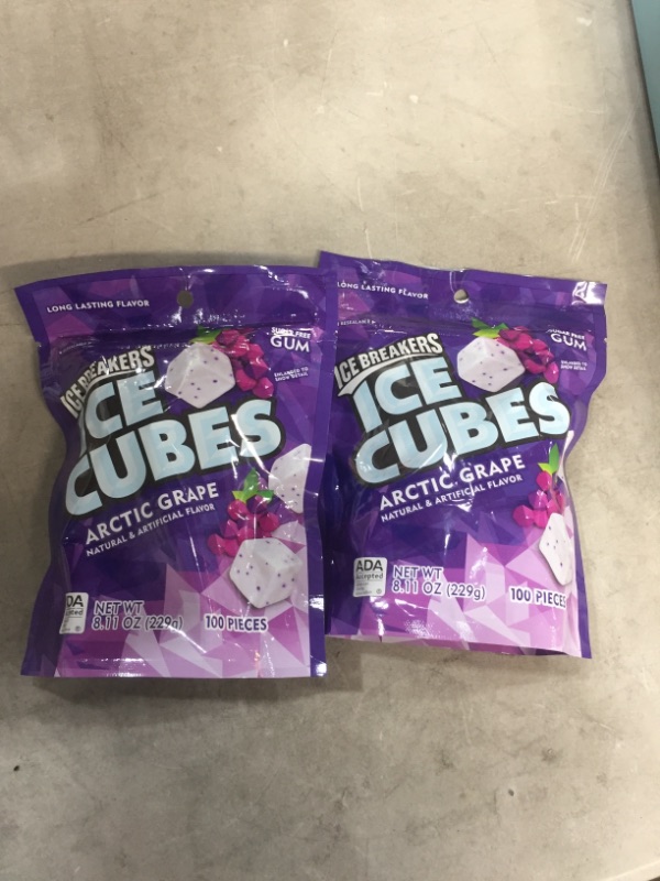 Photo 2 of  2 pack ICE BREAKERS ICE CUBES ARCTIC GRAPE Sugar Free Chewing Gum