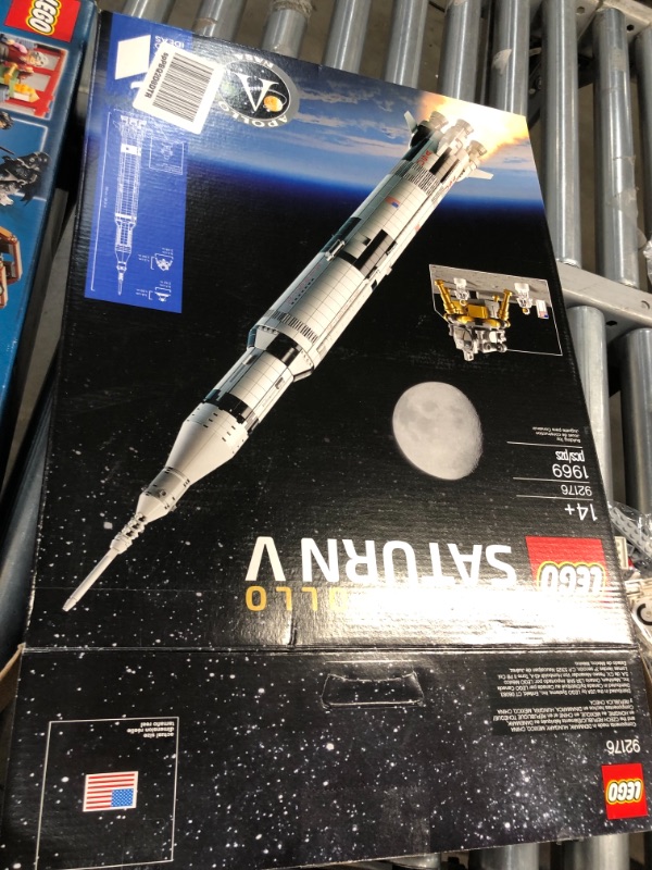 Photo 6 of LEGO Ideas NASA Apollo Saturn V 92176 Outer Space Model Rocket for Kids and Adults, Science Building Kit (1969 Pieces)
