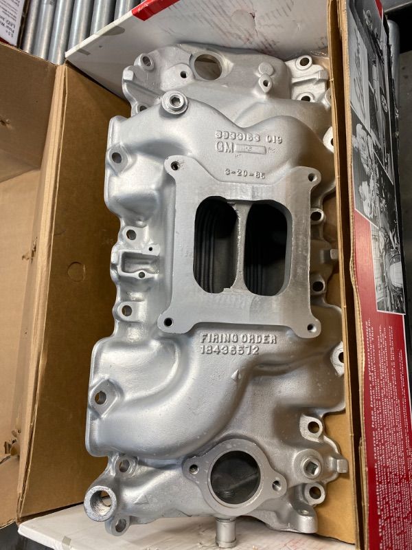 Photo 3 of  intake manifold gm 3933163 019