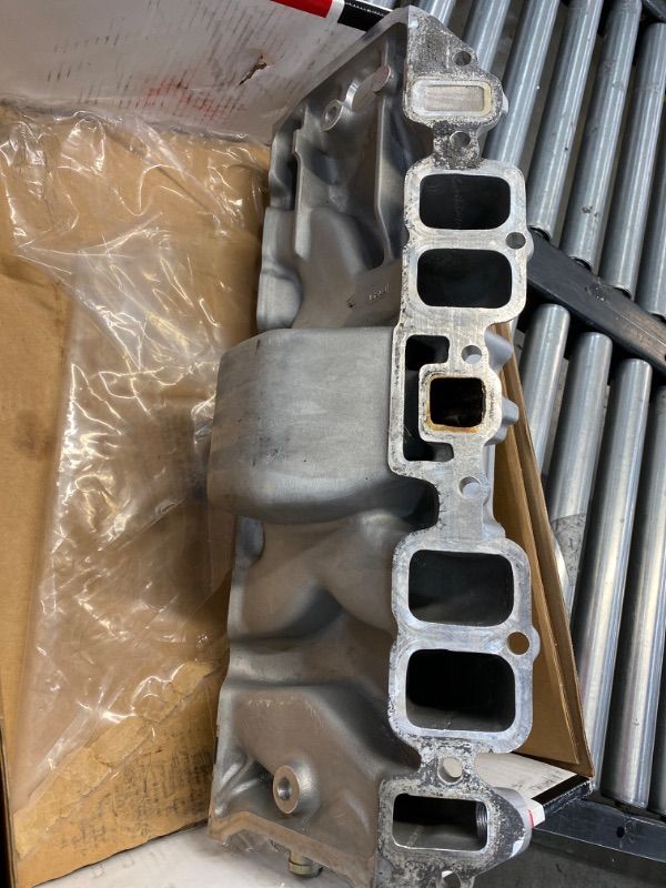 Photo 2 of  intake manifold gm 3933163 019