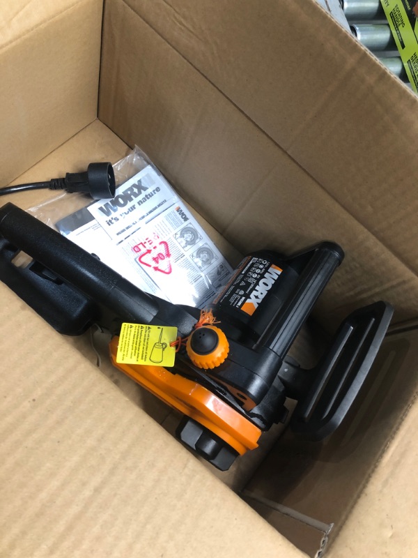 Photo 2 of ***DAMAGED***
Worx 8A 14" Corded Electric Chainsaw
