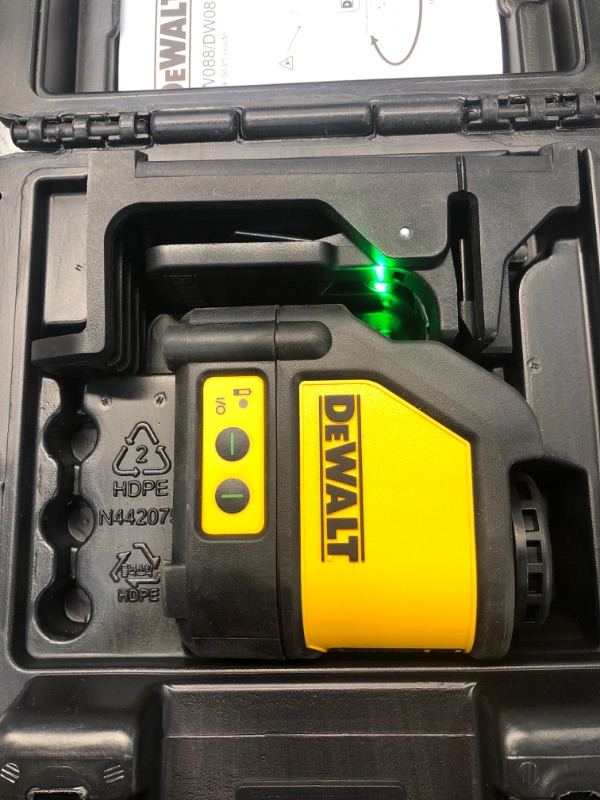 Photo 2 of ***USED***
165 ft. Green Self-Leveling Cross Line Laser Level with (3) AAA Batteries & Case