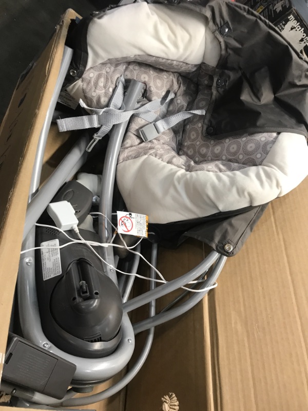 Photo 3 of Graco Simple Sway Swing
