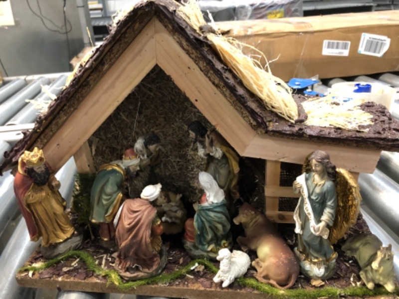 Photo 3 of ** FIGURINES HAVE BROKEN HANDS**
Kurt Adler 9-1/2-Inch Nativity Set with Figures and Stable

