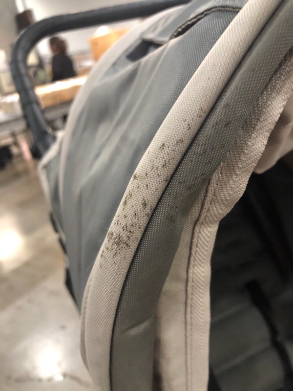 Photo 5 of (UNKNOWN SUBSTANCE INTERIOR/EXTERIOR SEATS-very dirty)
Baby Jogger City Mini GT2 Double Stroller