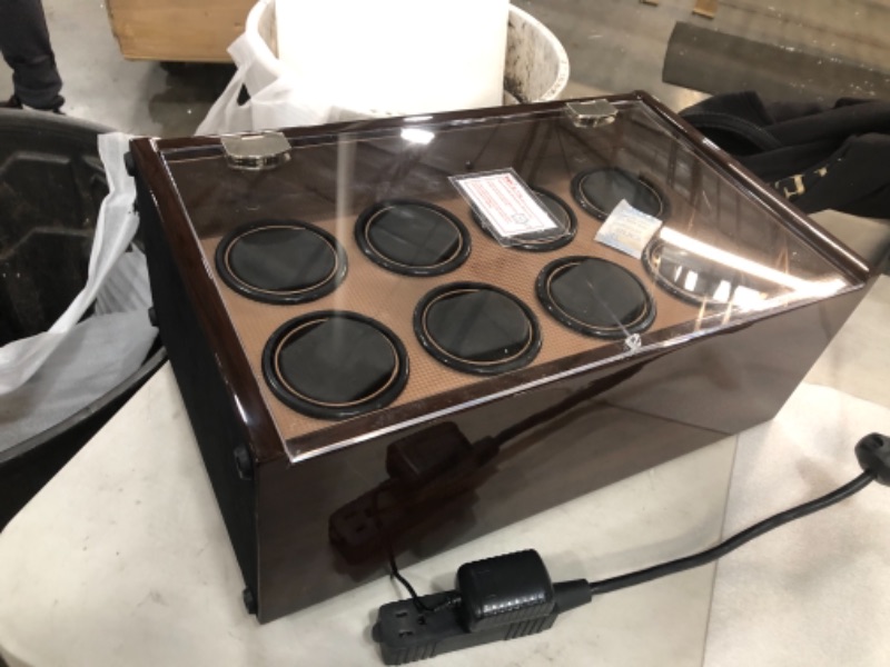 Photo 1 of (CRACKED DOOR; ONLY ONE HOLDER ROTATES)
CHIYODA Watch Winder for Automatic Watches with 8 Motors for 8 Watches, LCD Digital Display, 12 Rotation Modes and High Gloss Brown (Brown01)
