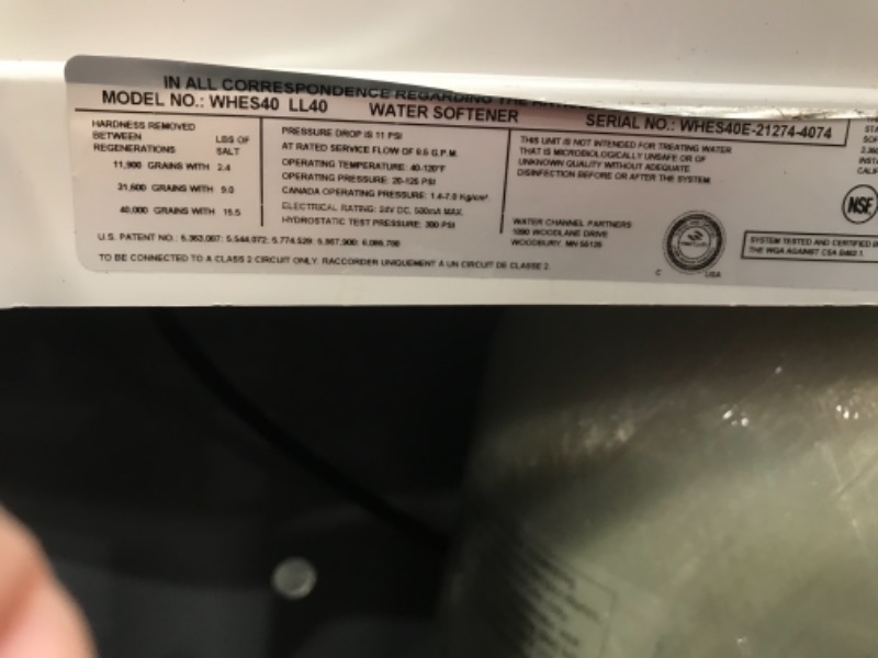 Photo 3 of *MINOR DAMAGE**SCREEN DOES NOT TURN ON**
Whirlpool WHES40E 40,000 Grain Softener | Salt & Water Saving Technology | NSF Certified | Automatic Whole House Soft Water Regeneration, White
