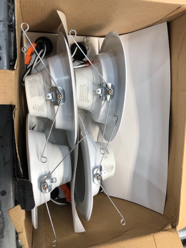 Photo 2 of **MISSING TWO LIGHT TRIMS**
Feit Electric
5/6 in. 75W Equivalent Soft White 2700K Dimmable CEC Integrated LED Retrofit White Recessed Light Trim Downlight(6-Pack)