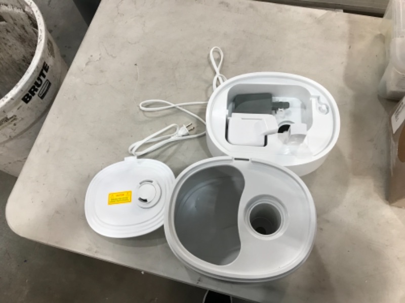 Photo 1 of Warm and Cool Mist Ultrasonic Air Humidifiers, 6L Top Fill Humidifiers for Bedroom Large Room, Essential Oil Trays, Customized Humidity, Sleep Mode, (White)
