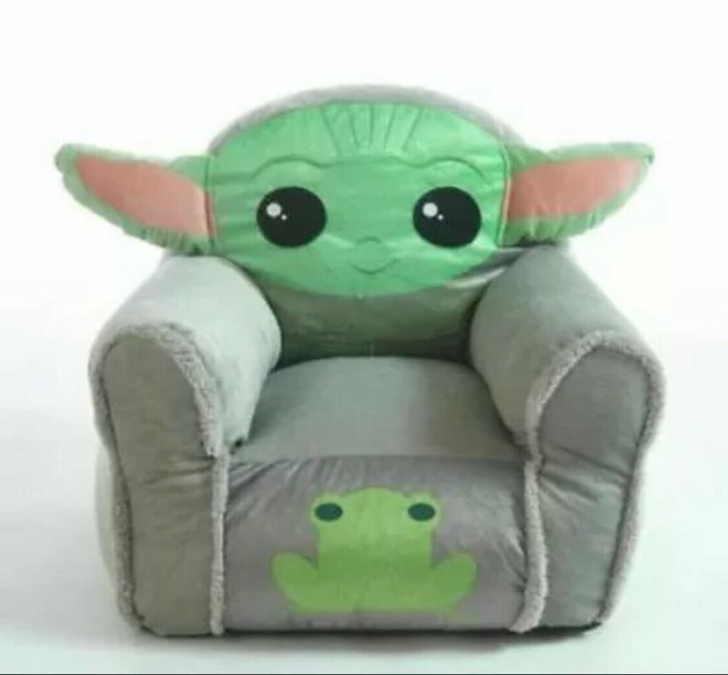 Photo 1 of (TORN MATERIAL LOWER FRONT CORNER)
Disney Star Wars The Mandalorian The Child Baby Yoda Bean Bag Chair
