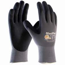 Photo 1 of 4 Safety Works 34-874TXL Maxiflex Ultimate Nitrile Glove - Extra Large
