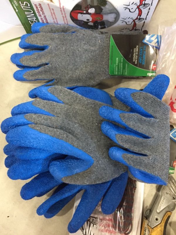 Photo 2 of 4 Large Latex-Dipped Cotton Multi-Purpose Gloves