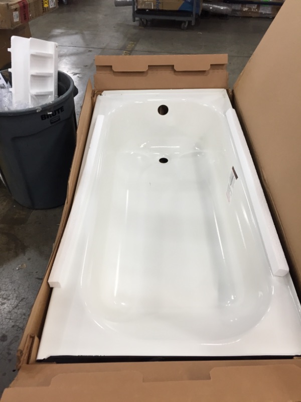 Photo 5 of Aloha 60 in. Left Drain Rectangular Alcove Soaking Bathtub in White
- Minor Cosmetic damaged (See photos) 