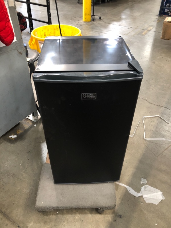 Photo 1 of **PARTS ONLY** BLACK+DECKER BCRK25B Compact Refrigerator Energy Star Single Door Mini Fridge with Freezer, 2.5 Cubic Feet, Black