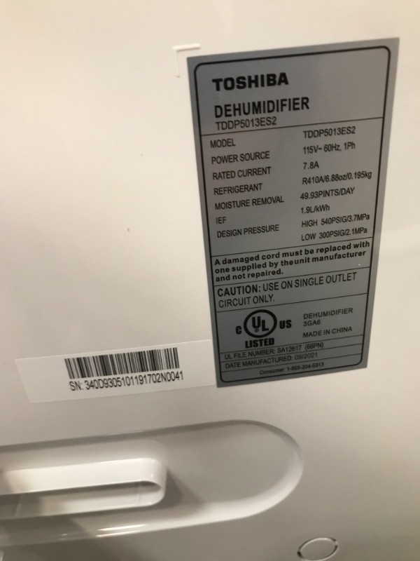 Photo 4 of Toshiba 50-Pint 115-Volt ENERGY STAR MOST EFFICIENT Dehumidifier with Continuous Operation Function Covers up to 4,500 Sq. Ft., Whites
