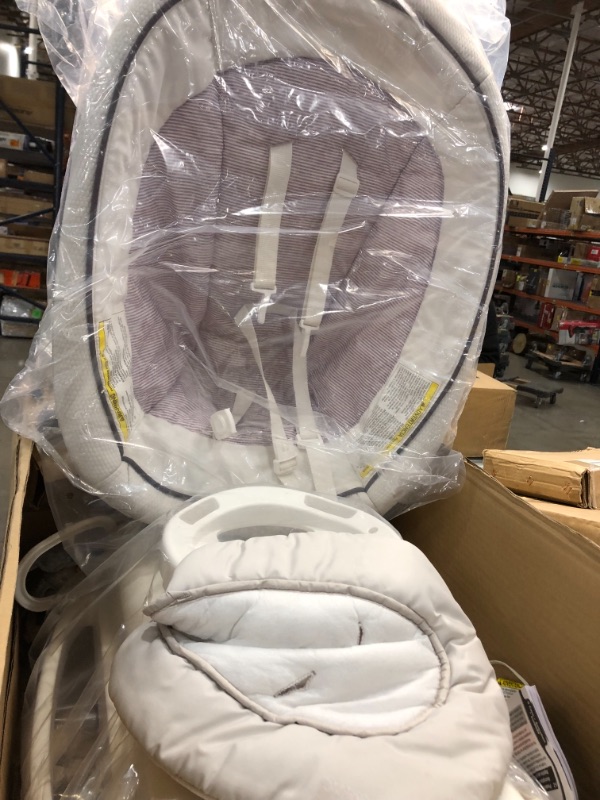 Photo 2 of Graco Sense2Soothe Baby Swing with Cry Detection Technology in Sailor - White