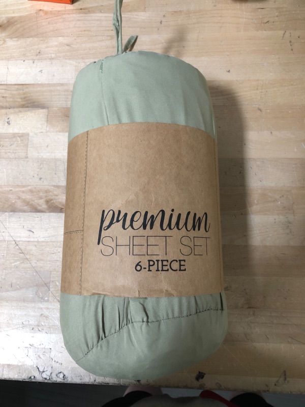 Photo 2 of 6-Piece Sage Solid Microfiber Queen Sheet Set
****QUEEN SIZE****
