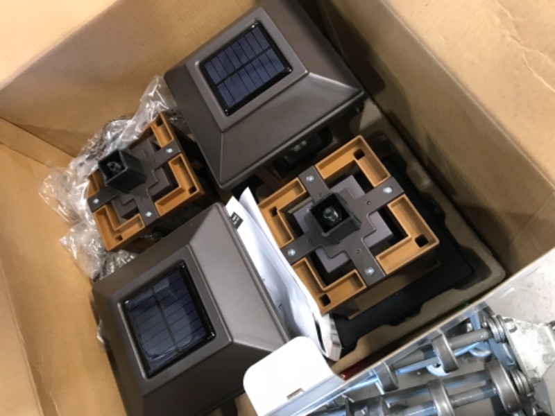 Photo 1 of 20 Lumens Solar 2-Tone Bronze and Wood LED Landscape Pathway Light Set with Vintage Bulb (4-Pack)