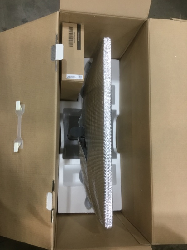 Photo 1 of LG UltraFine 5K IPS LED Monitor for MacBook Pro, black, 27"