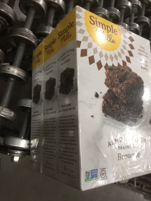 Photo 4 of **EXPIRES  01/22/2022**  Simple Mills Almond Flour Baking Mix, Gluten Free Brownie Mix, Easy to make in Brownie Pan, Chocolate Flavor, Made with whole foods, 3 Count
