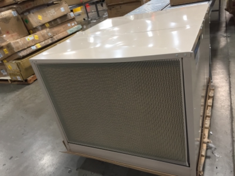 Photo 6 of **DAMAGED**
MASTERCOOL ASA71 7000 CFM Side-Draft Wall/Roof 8 in. Media Evaporative Cooler for 2300 sq. ft. (Motor Not Included)
