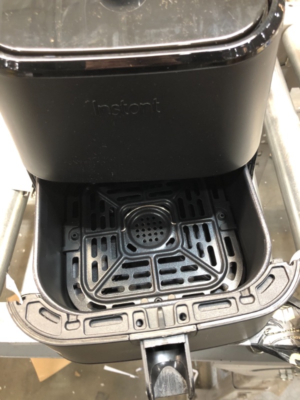 Photo 3 of *DAMAGED *Instant Vortex 4-in-1 Air Fry, Roast, Toast, Crisp, Dehydrate, Reheat, 2 Quart, Black
