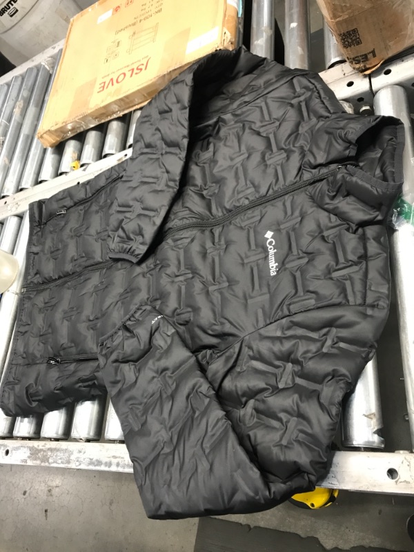 Photo 2 of Columbia Men's Dela Ridge Down Jacket
SMALL