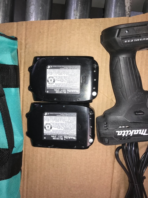 Photo 4 of Makita 18-Volt LXT Lithium-Ion Sub-Compact Brushless Cordless 2-piece Combo Kit (Driver-Drill/Impact Driver) 1.5Ah