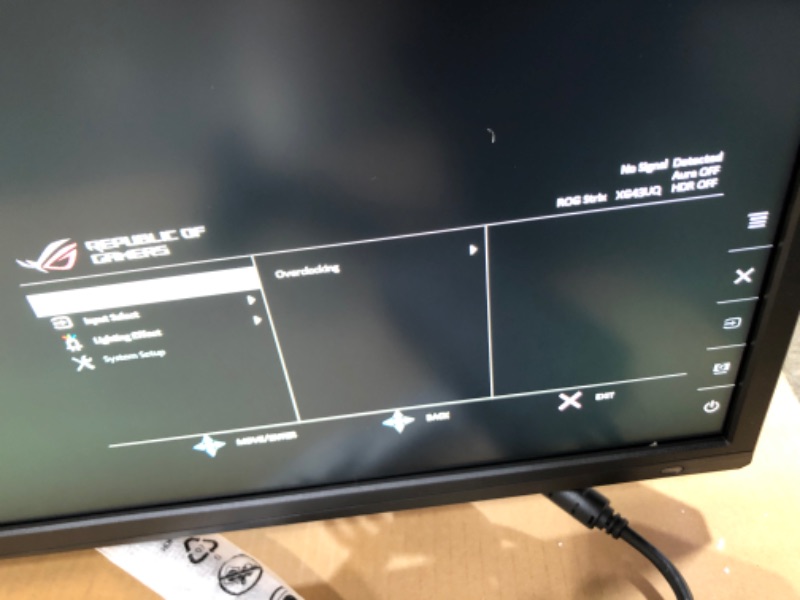 Photo 3 of ASUS ROG Strix 43” 4K HDR DSC Gaming Monitor (XG43UQ) - UHD (3840 x 2160), 144Hz, 1ms, HDMI 2.1, Extreme Low Motion Blur Sync, FreeSync Premium Pro, DisplayHDR1000, DCI-P3 90%, DisplayPort, USB
