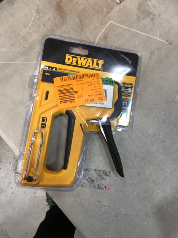 Photo 2 of Dewalt DWHTTR350 Heavy-Duty Alum Stapler/Brad Nailer