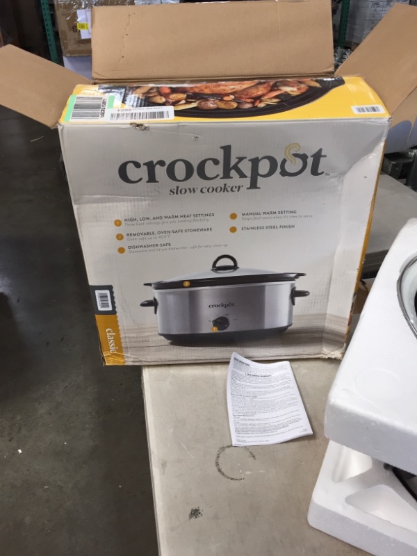 Photo 3 of Crock-Pot 7qt Manual Slow Cooker - Silver SCV700-SS