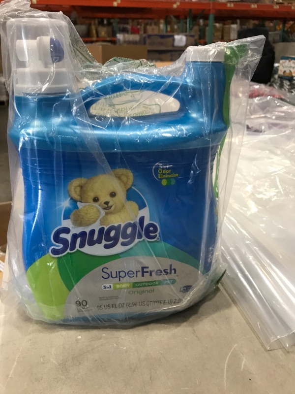 Photo 2 of NEW**NOT REFUNDABLE**SOLD AS IS**
Snuggle Plus Super Fresh Liquid Fabric Softener with Odor Eliminating Technology, Original, 95 Fluid Ounces, 90 Loads
