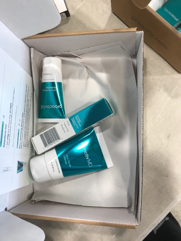 Photo 2 of NOT REFUNDABLE**SOLD AS IS**EXPIRES 1/22ProactivMD Adapalene Gel Acne Kit - with Adapalene Gel Acne Treatment, Green Tea Face Cleanser, and Moisturizer with Hyaluronic Acid- 30 Day Kit