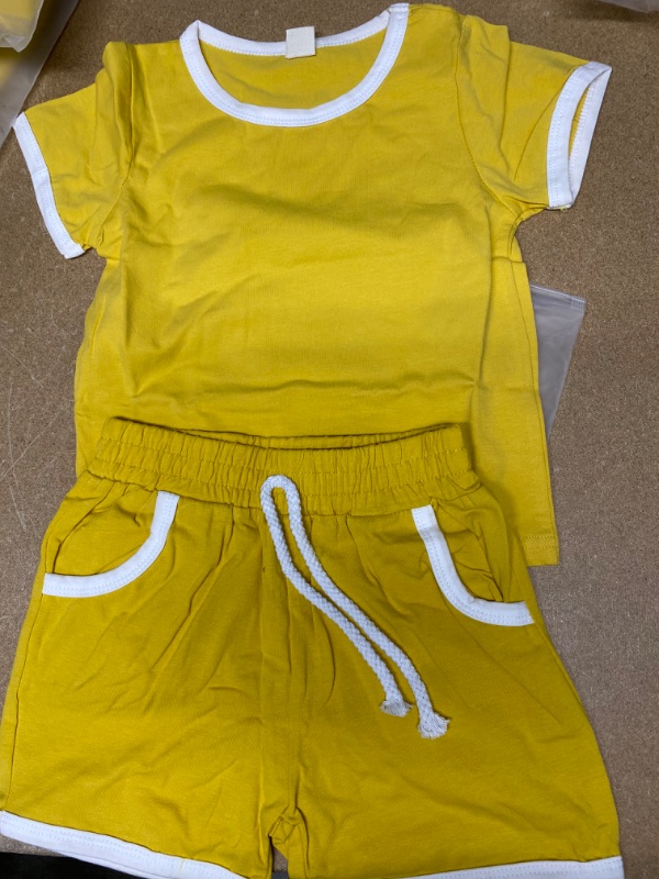 Photo 2 of Baby Girl or Boy Yellow T-Shirt and Short Combo 3-4T 