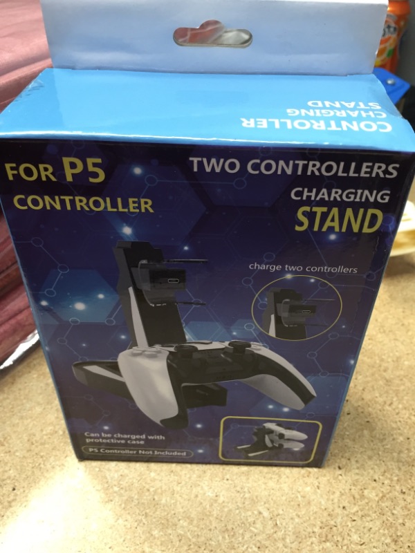 Photo 2 of PS5 DualSense Controller Charger, Aosai Playstation 5 Controller Charger Charging Docking Station Stand.Dual USB Fast Charging Station & LED Indicator for Sony PS5 DualSense Controller (Black)
