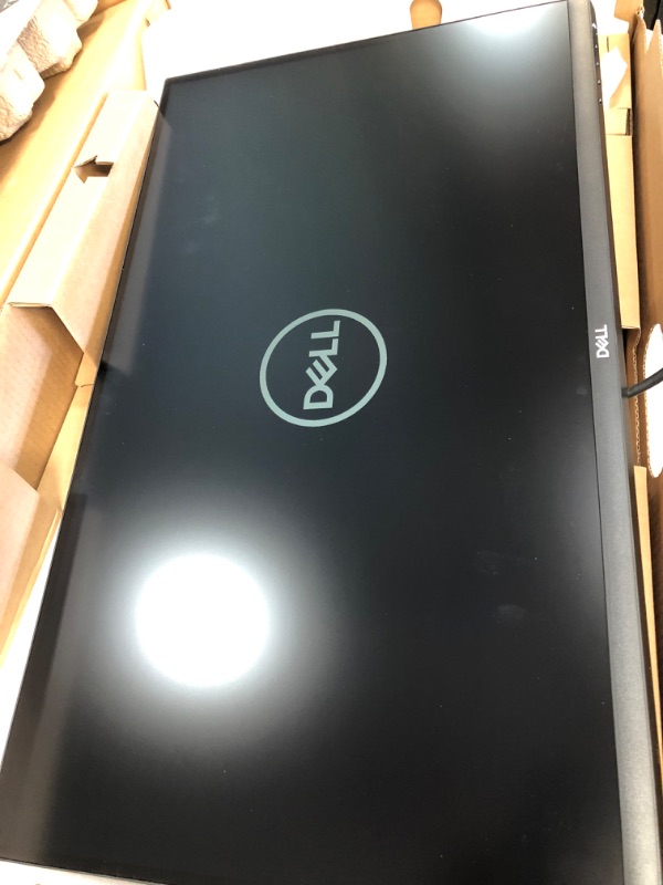 Photo 1 of Dell S2722QC 27-inch 4K UHD 3840 X 2160 60Hz Monitor, 8MS Grey-to-Grey Response Time (Normal Mode), Built-in Dual 3W Integrated Speakers, 1.07 Billion
