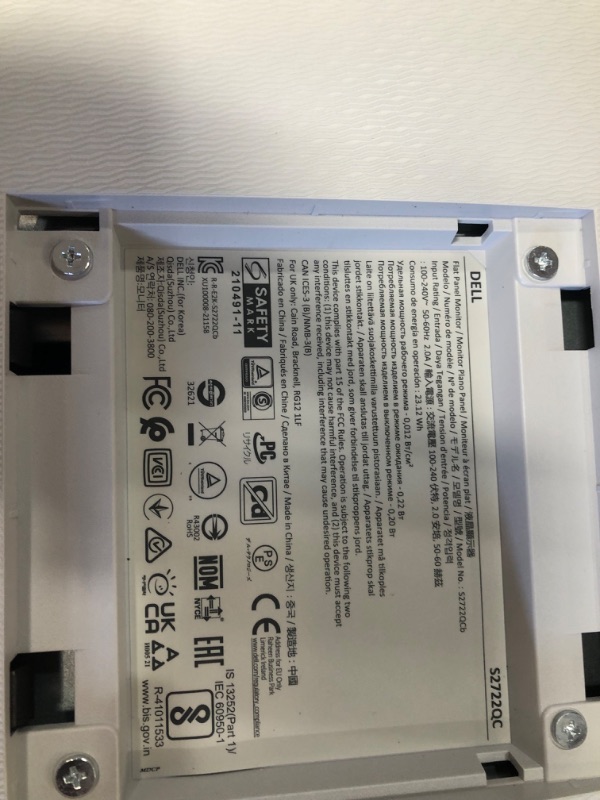 Photo 2 of Dell S2722QC 27-inch 4K UHD 3840 X 2160 60Hz Monitor, 8MS Grey-to-Grey Response Time (Normal Mode), Built-in Dual 3W Integrated Speakers, 1.07 Billion
