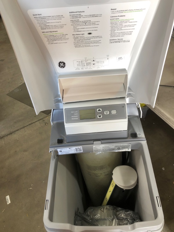 Photo 3 of **DAMAGED**DOESNT POWER ON** GE Water Softener System | 30,400 Grain | Reduce Hard Mineral Levels at Water Source | Reduce Salt Consumption | Improve Water Quality for Drinking, Laundry, Dishwashing & More | Gray
