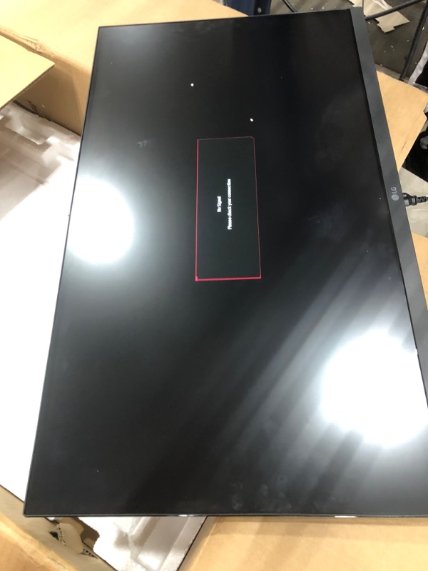 Photo 3 of LG 27GN650-B 27 UltraGear FHD IPS 1ms 144Hz G-SYNC HDR Monitor
