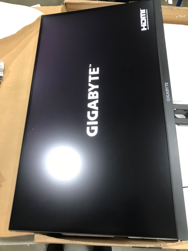 Photo 2 of GIGABYTE M27Q 27" 170Hz 1440P -KVM Gaming Monitor, 2560 x 1440 SS IPS Display, 0.5ms (MPRT) Response Time, 92% DCI-P3, HDR Ready, FreeSync Premium, 1x Display Port 1.2, 2x HDMI 2.0, 2x USB 3.0
