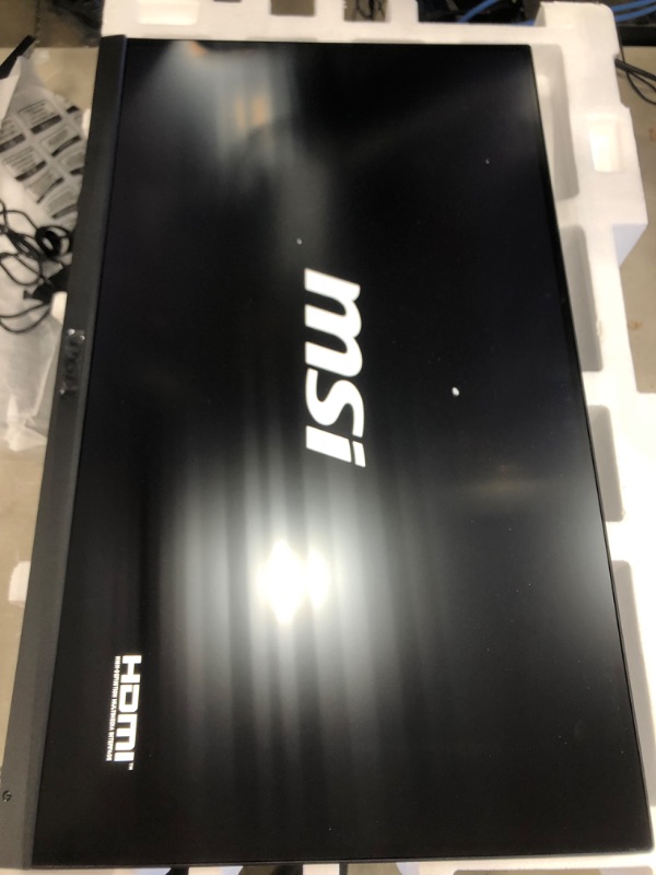 Photo 2 of MSI Optix MAG274QRF - LED Monitor - 27" - 2560 X 1440 QHD 
