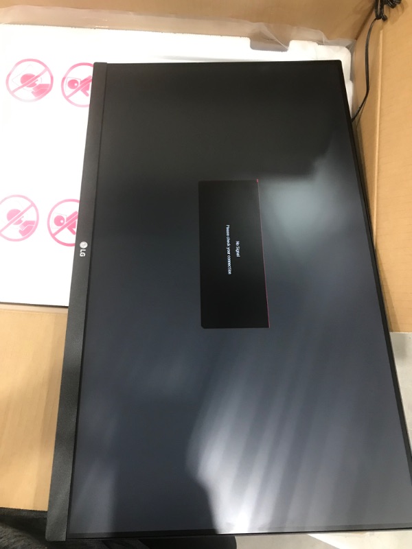 Photo 2 of LG 24" Full HD IPS Monitor with FreeSync, 24MP60G-B
