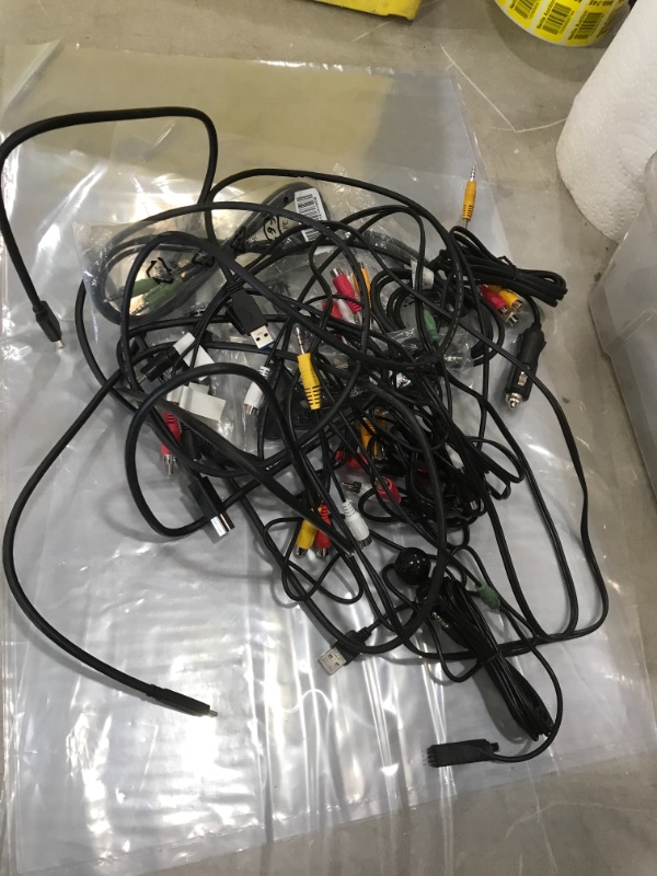 Photo 1 of assorted display & audio cables bundle - no refunds